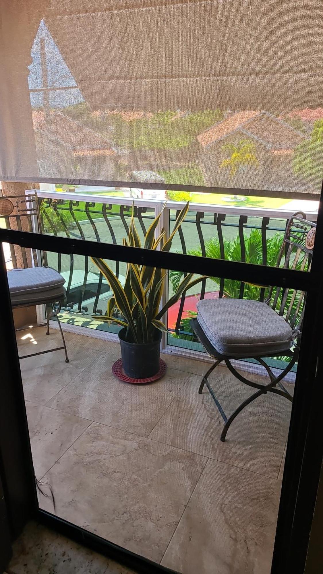 The Palms- Caribbean Estates -10 Minutes From The Beach- Gated Community Portmore Esterno foto